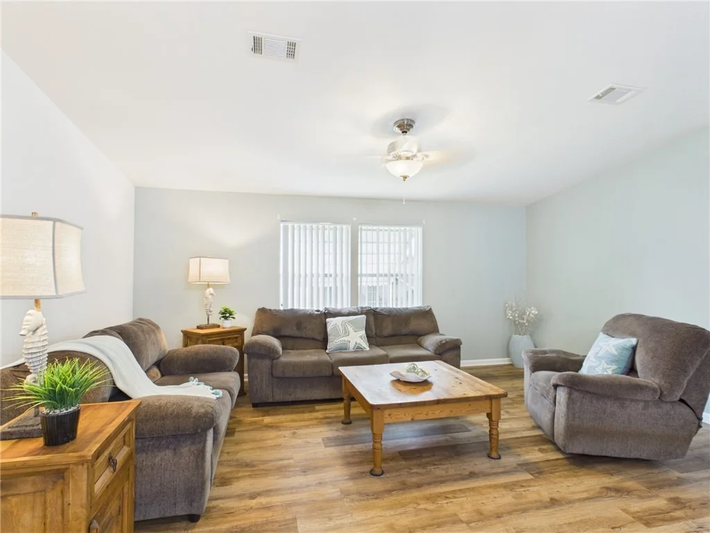 Photo of 573 Dolphin Circle
