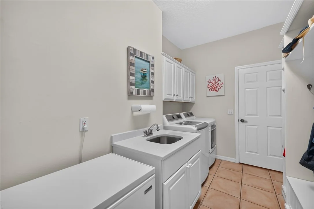 Photo of 916 Pebble Lane