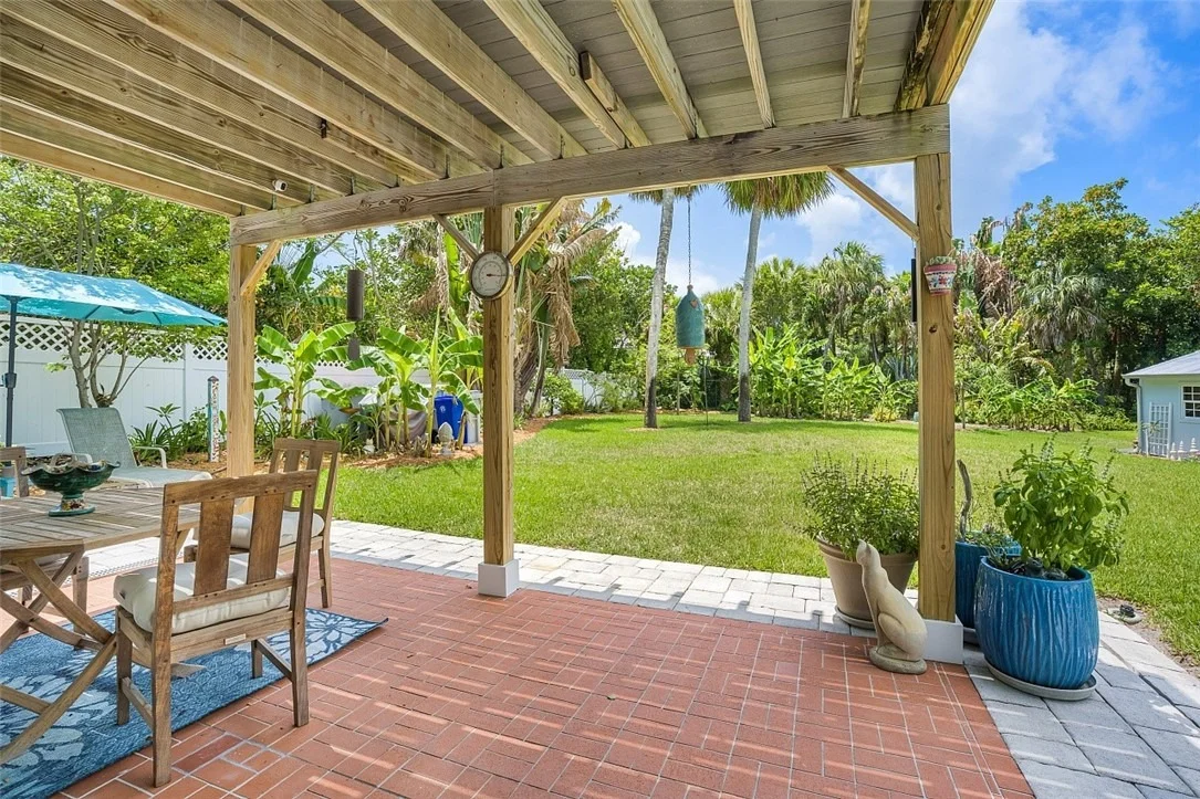 Photo of 2225 Genesea Lane