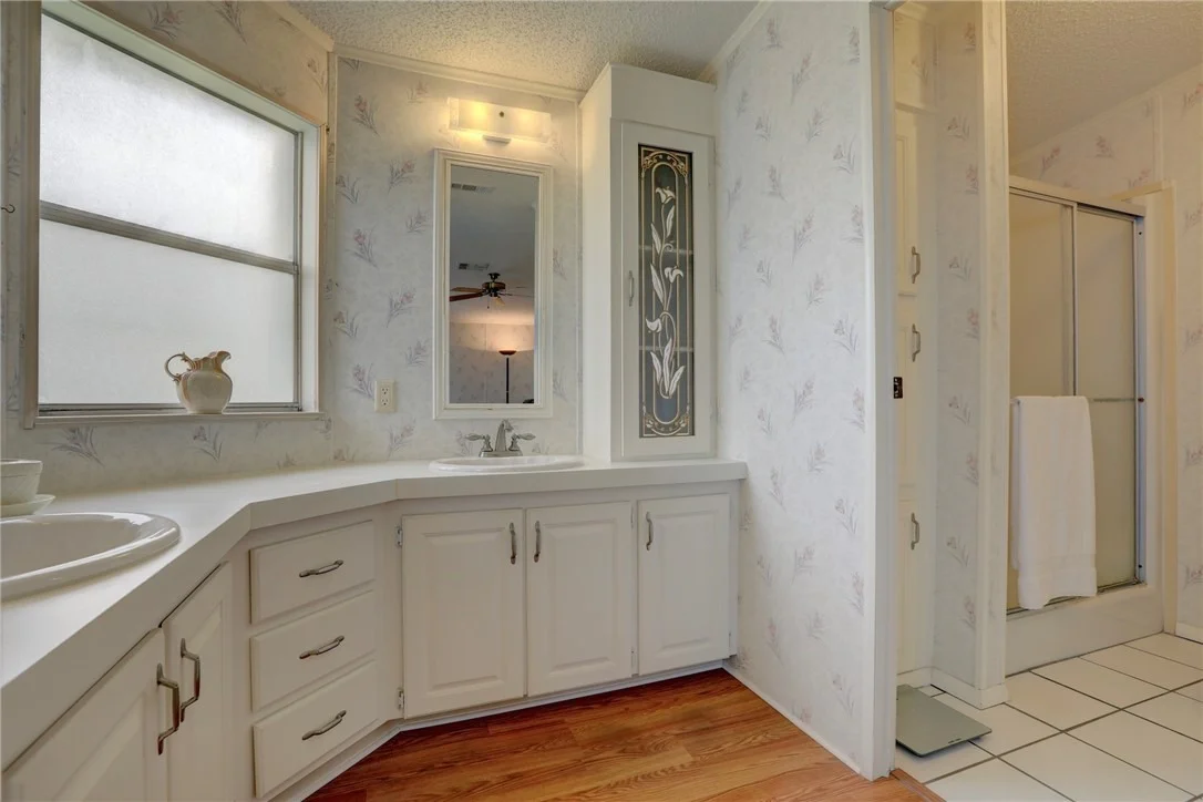 Photo of 345 Macadamia Drive