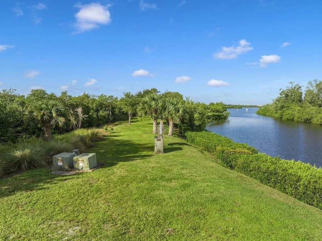Photo of 325 Estuary Drive