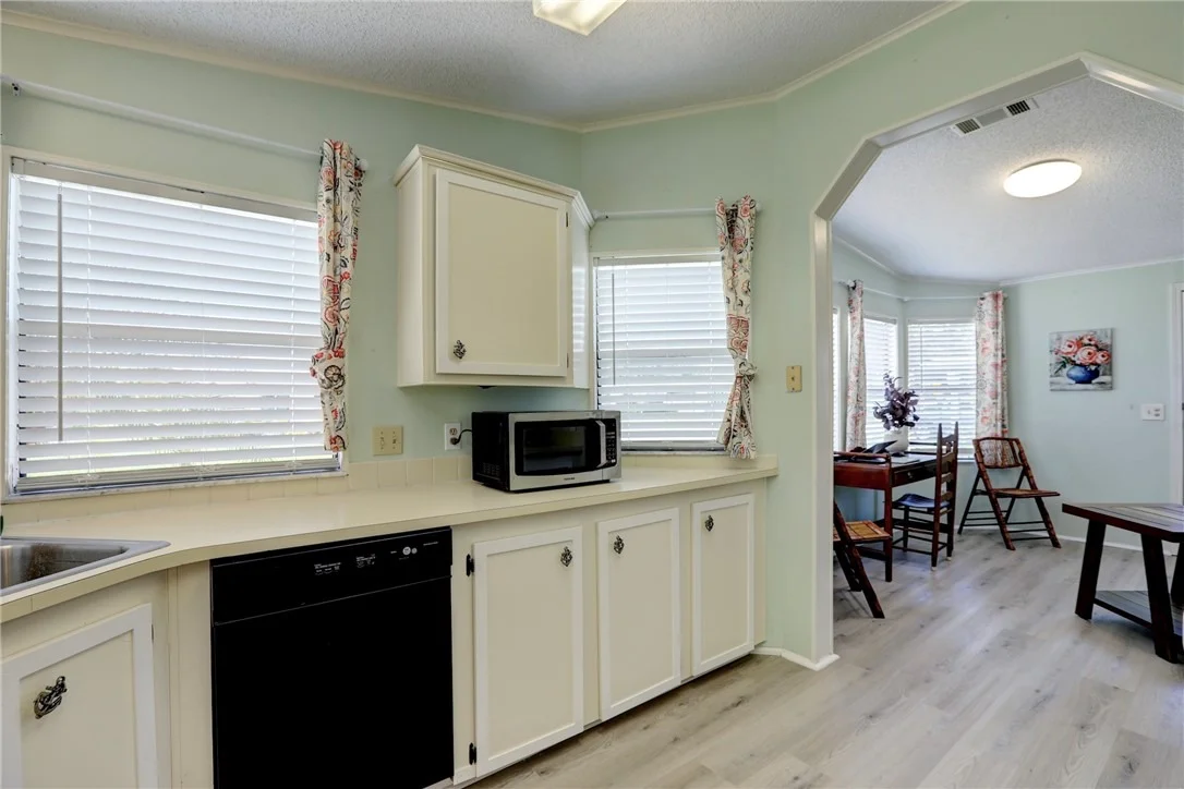 Photo of 1300 Barefoot Circle