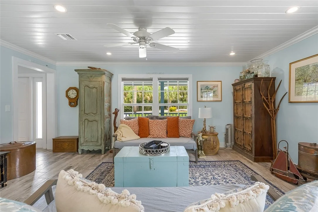 Photo of 2225 Genesea Lane