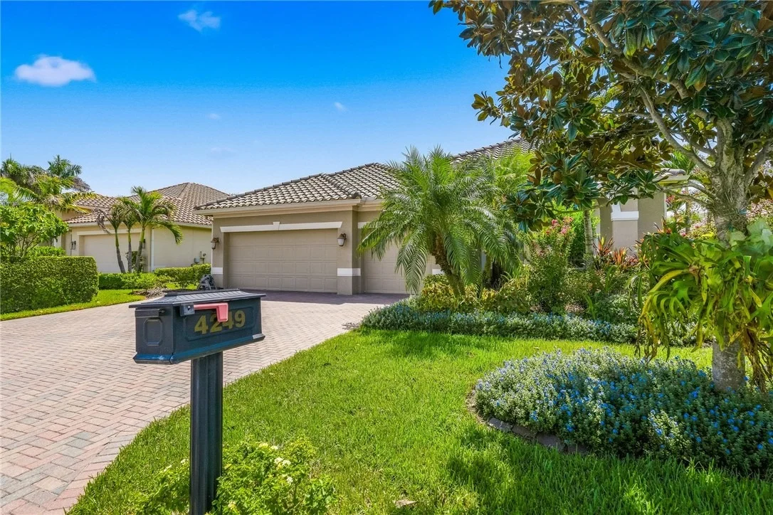 Photo of 4249 Diamond Square