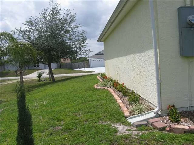 Photo of 9266 101st Avenue