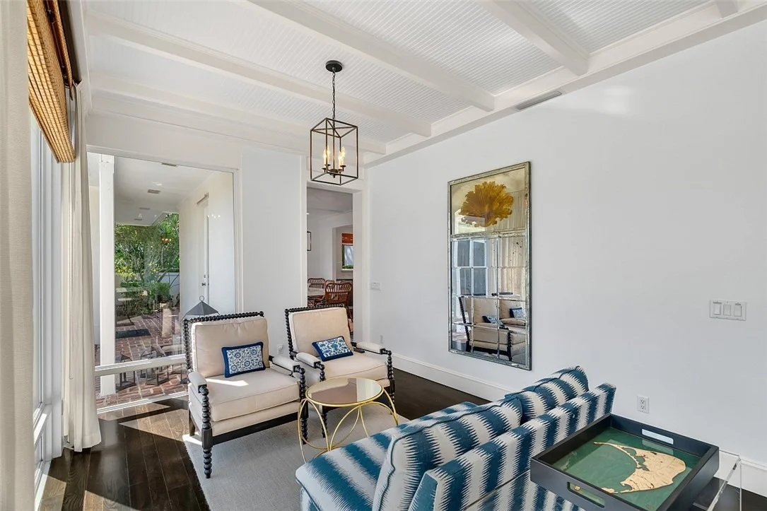 Photo of 190 Oleander Way