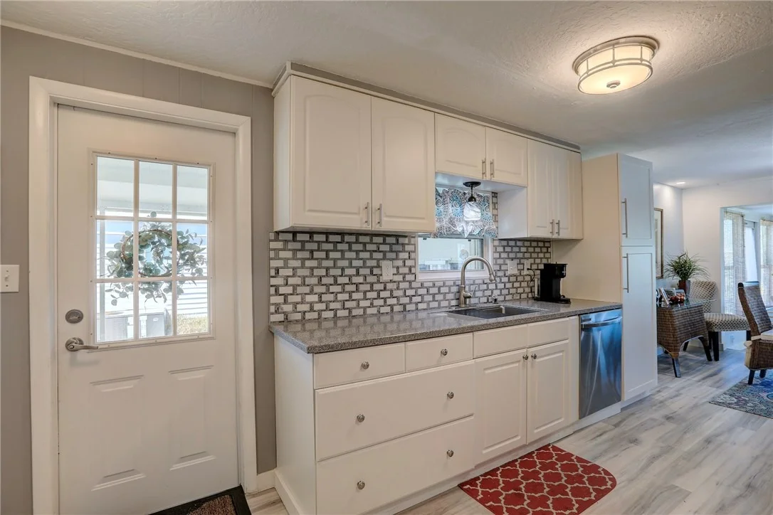 Photo of 1142 Barefoot Circle