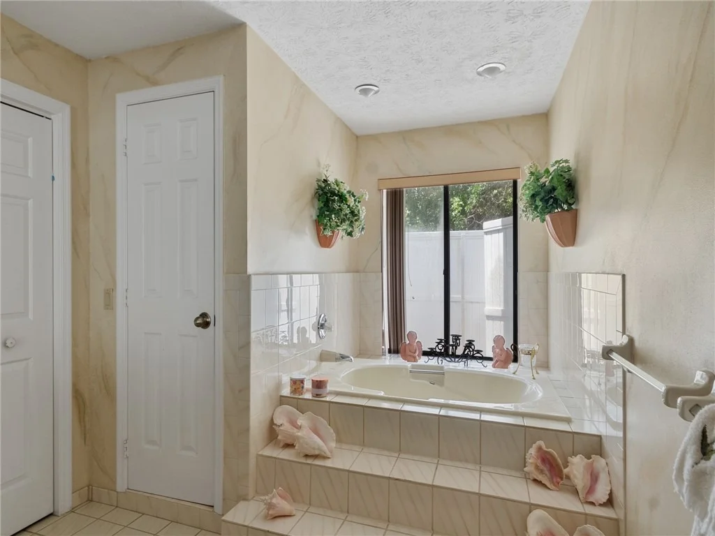 Photo of 5101 Deer Run Drive