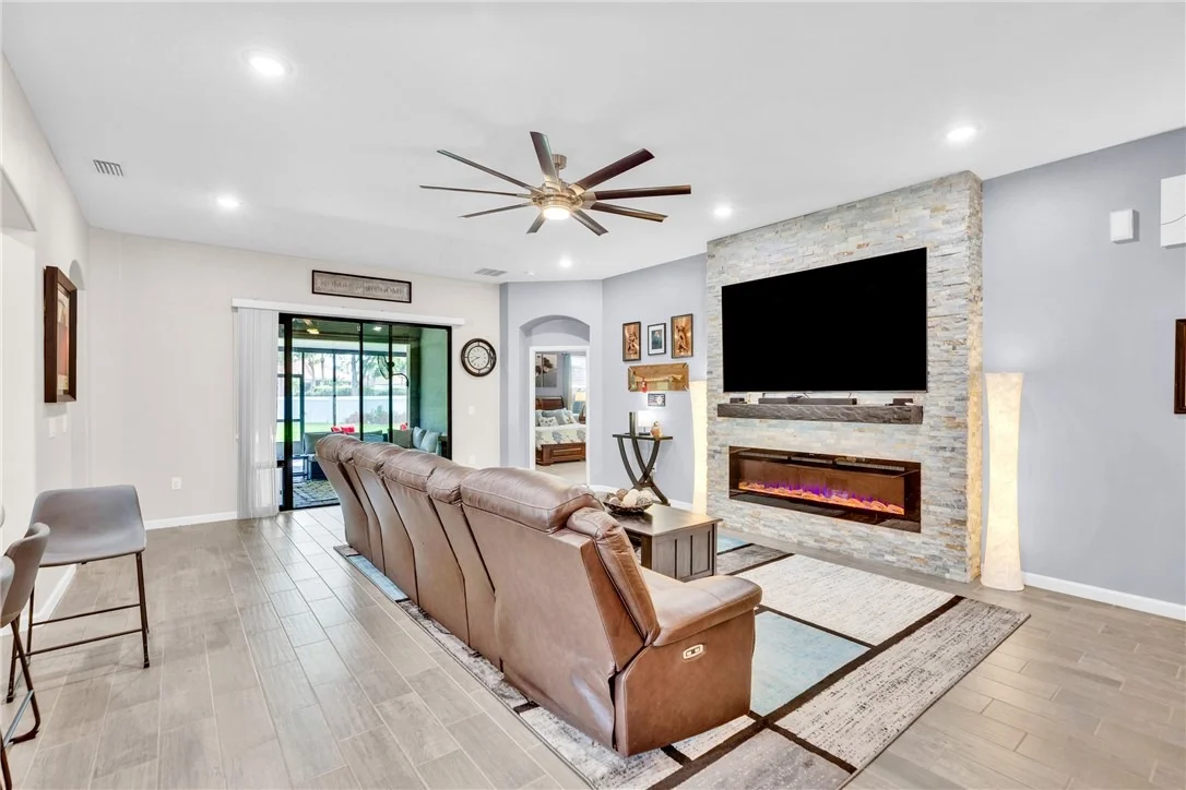 Photo of 5939 Brae Burn Circle