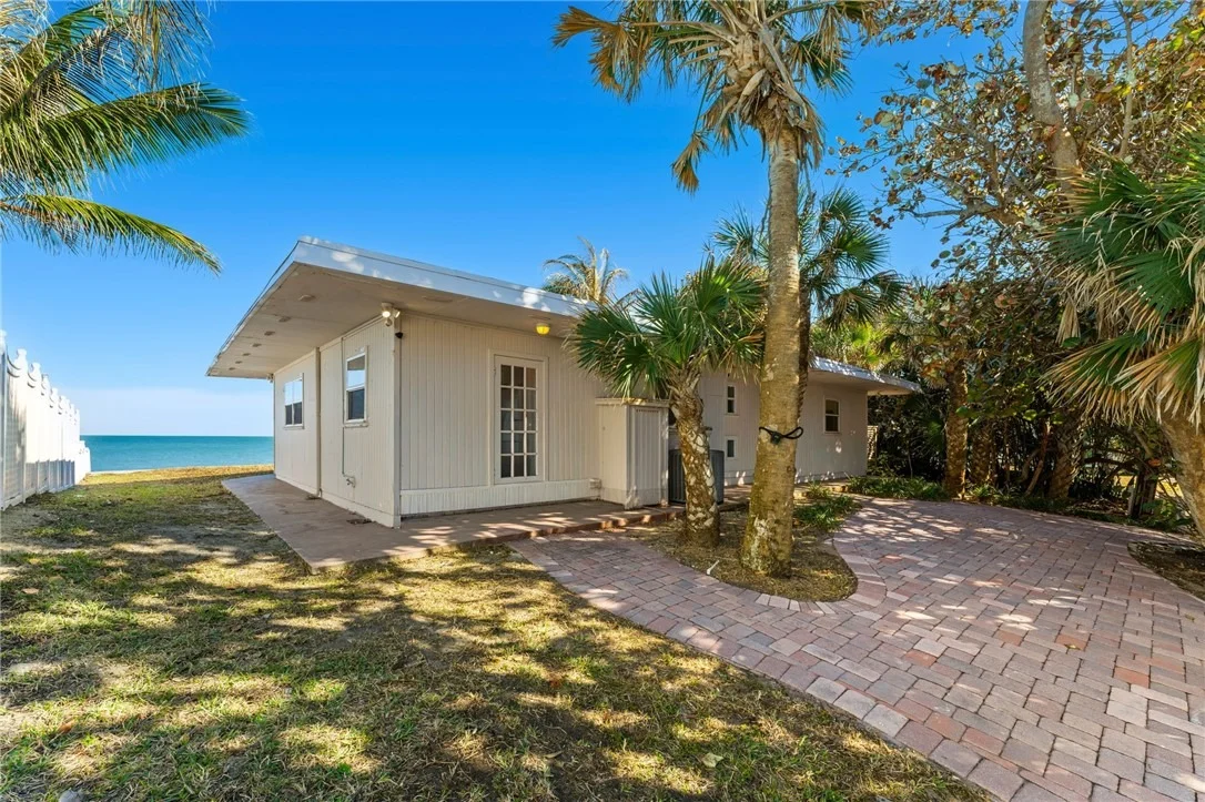 Photo of 9556 Doubloon Drive