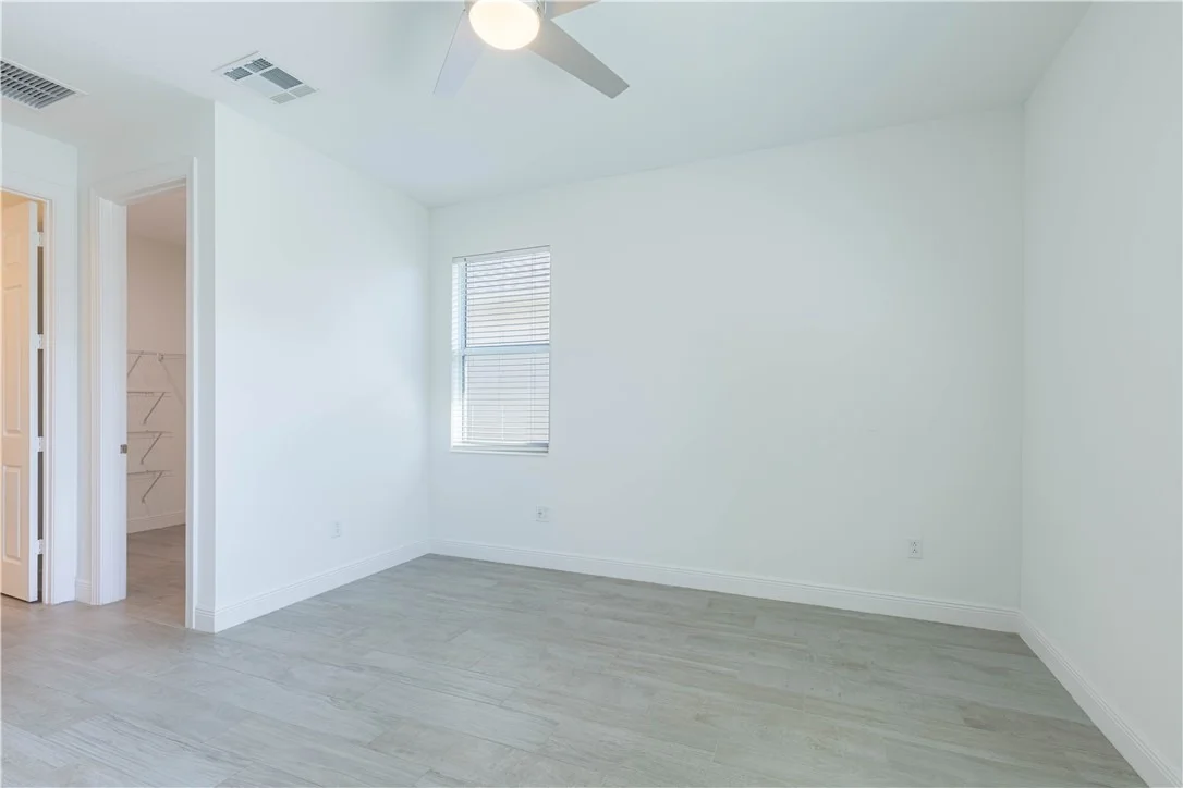 Photo of 5979 Bella Rosa Lane
