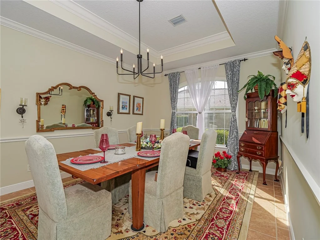 Photo of 5873 Pine Ridge Circle