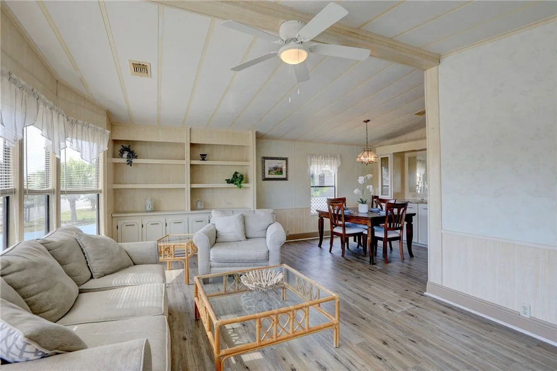 Photo of 705 Hyacinth Circle