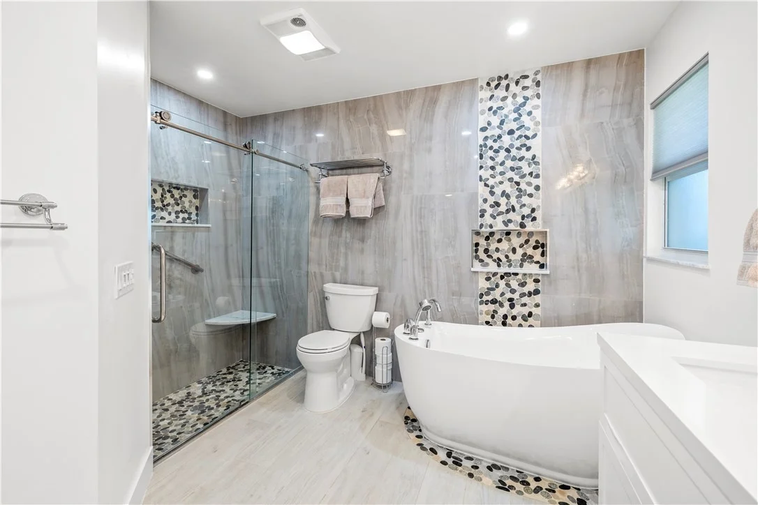 Photo of 165 Forest Cay