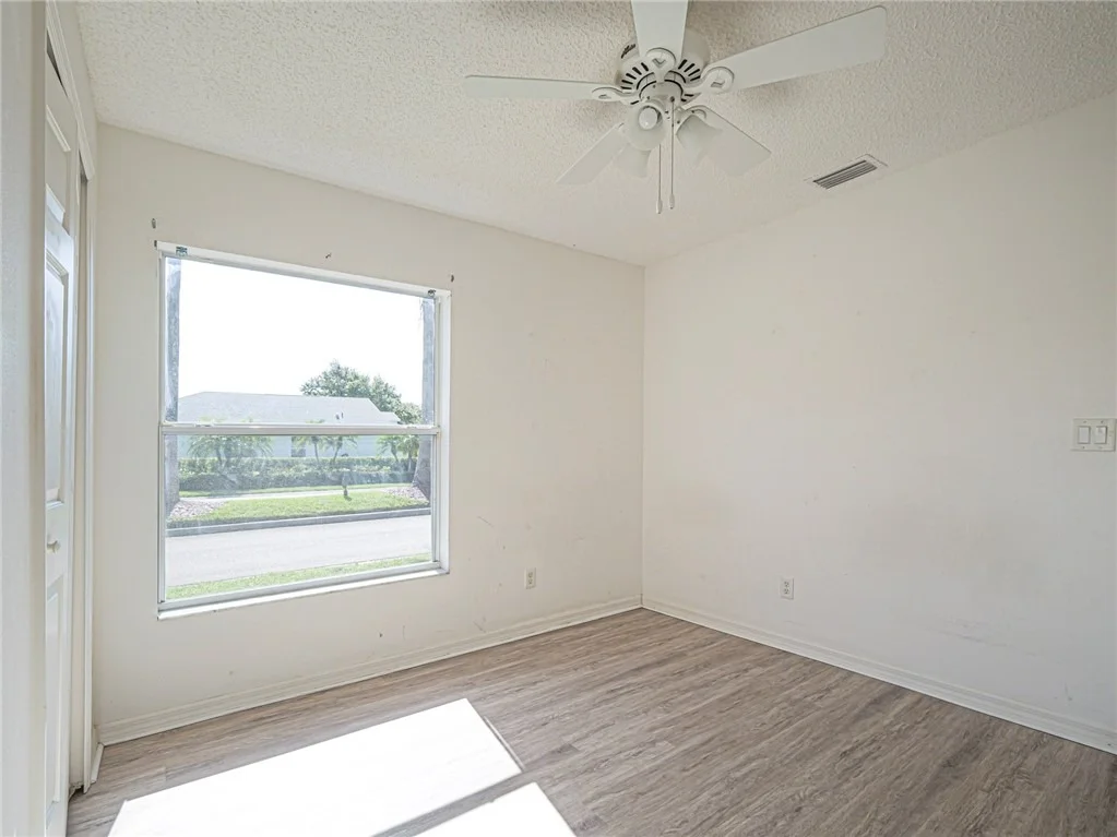 Photo of 1143 N 13th Square