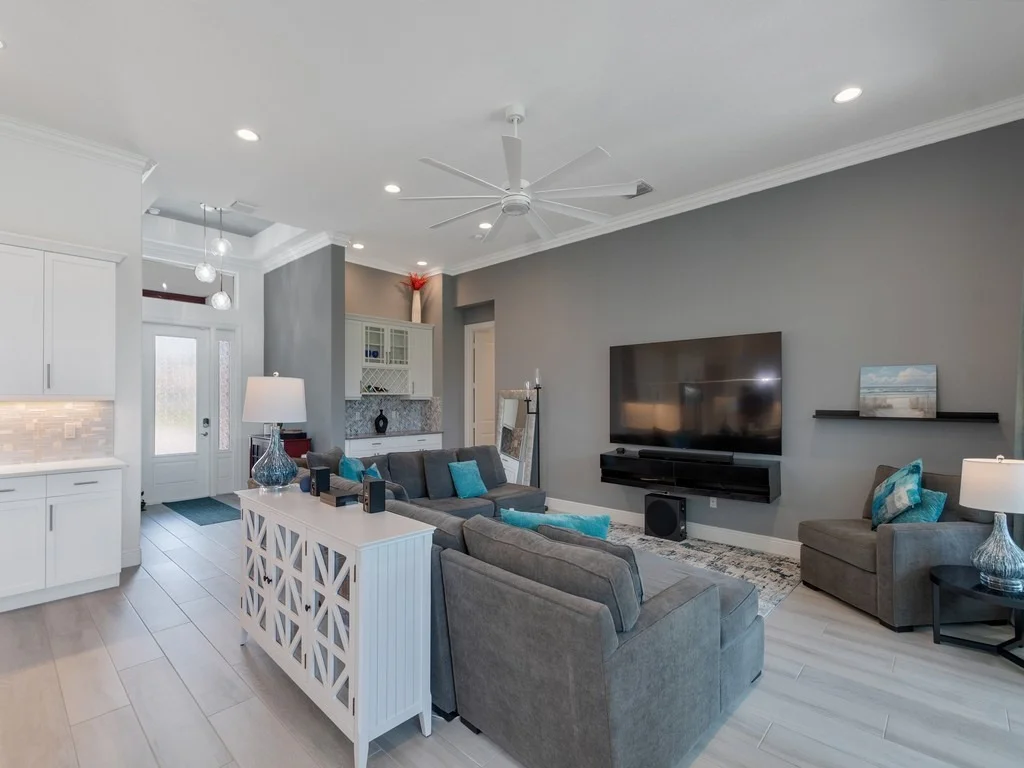 Photo of 8220 Halbert Lane