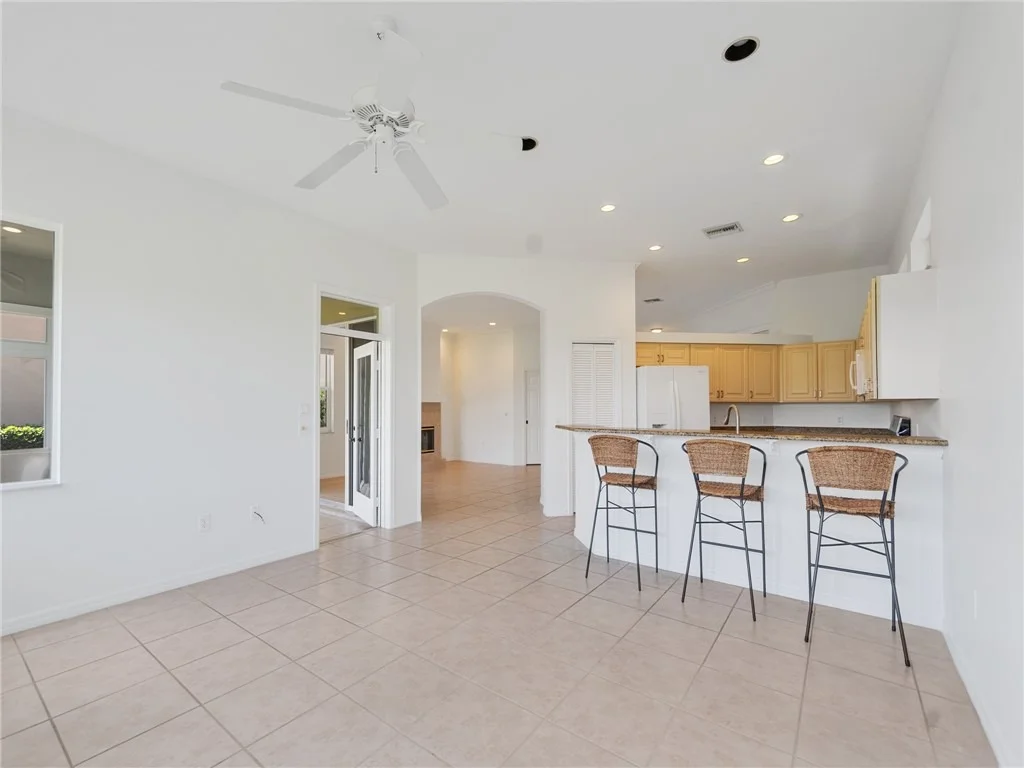 Photo of 1733 Victoria Circle