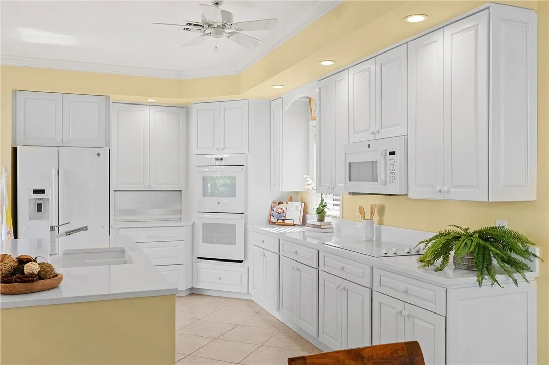 Photo of 625 Riomar Drive