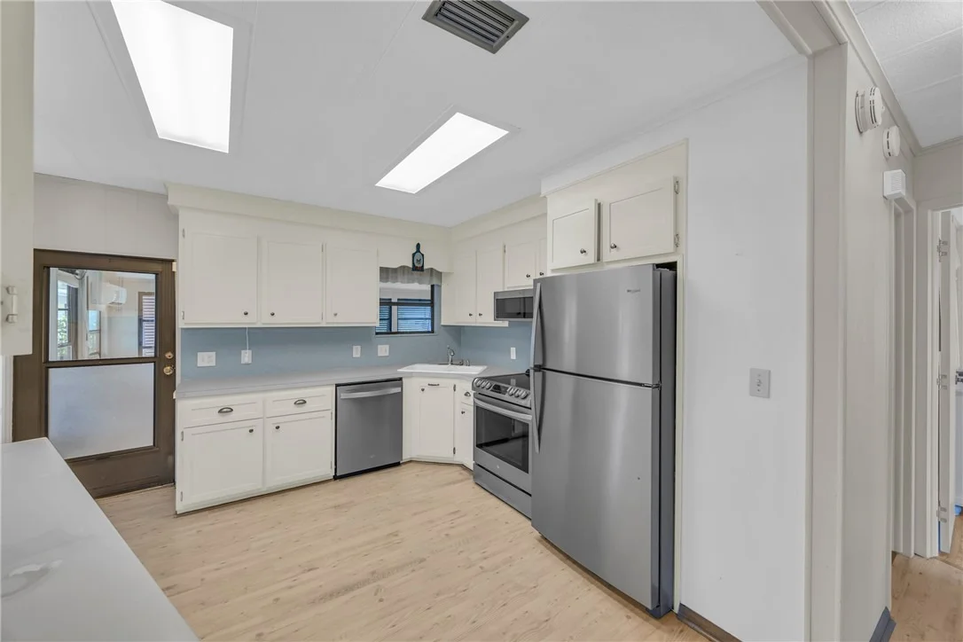 Photo of 1244 Gardenia Drive