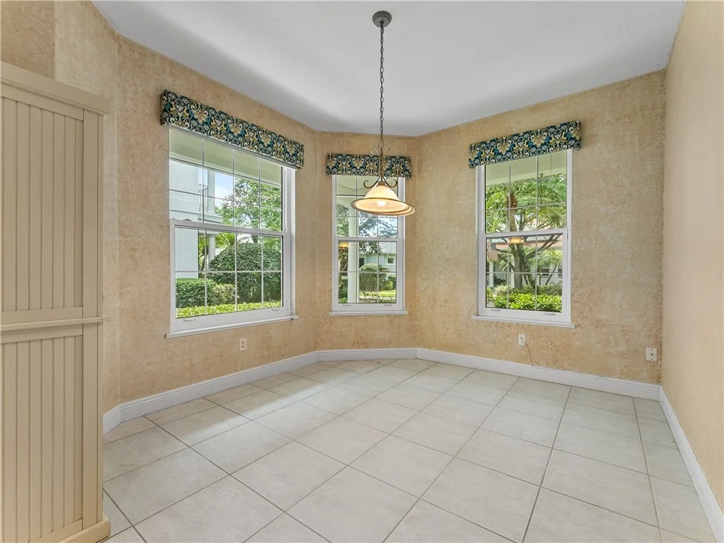 Photo of 7658 14th Lane