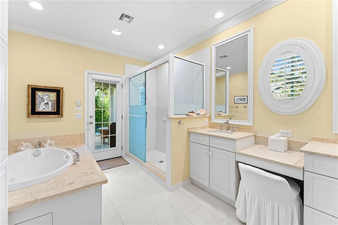 Photo of 625 Riomar Drive