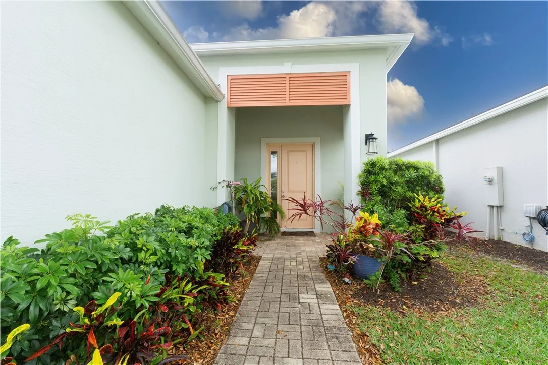 Photo of 2172 Falls Manor