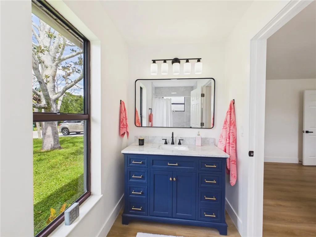 Photo of 397 Warren Street