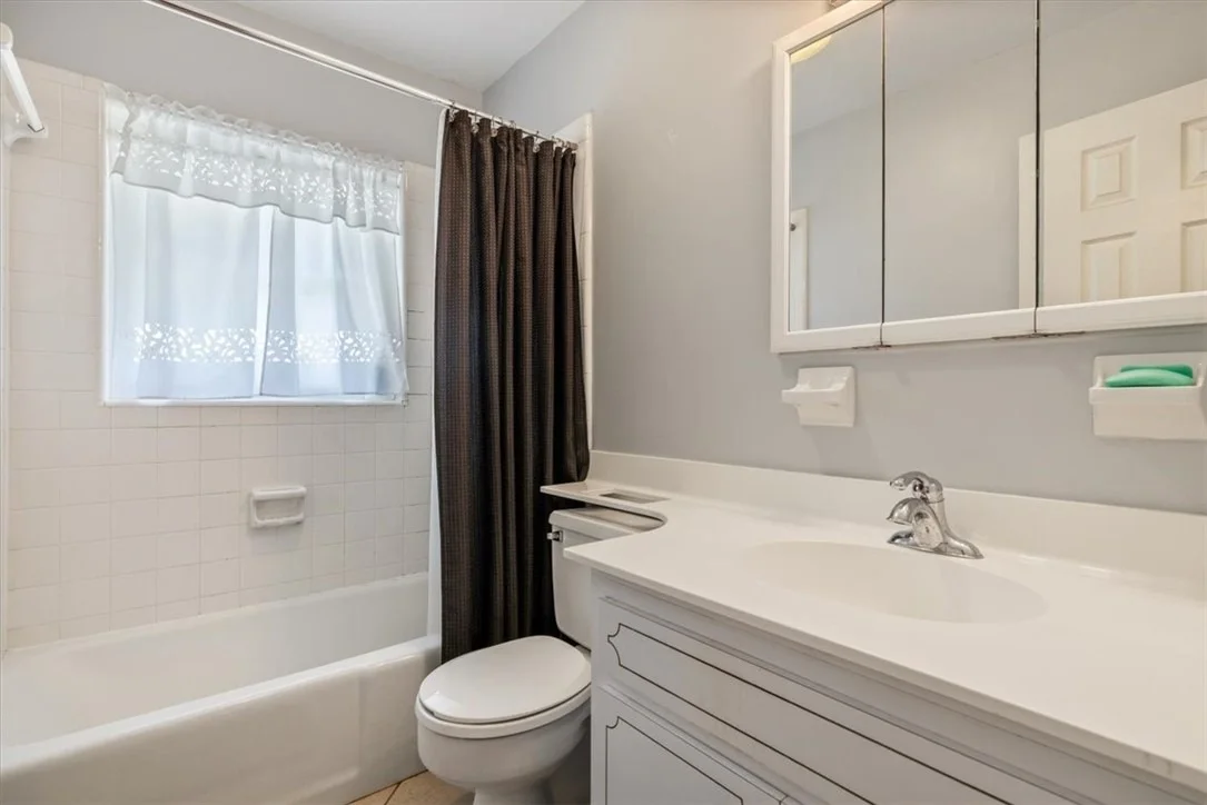 Photo of 475 19th Place