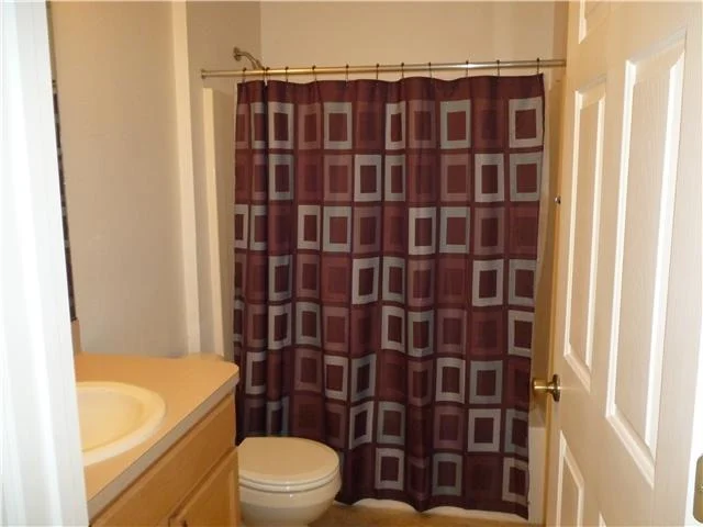 Photo of 877 Greenleaf Creek