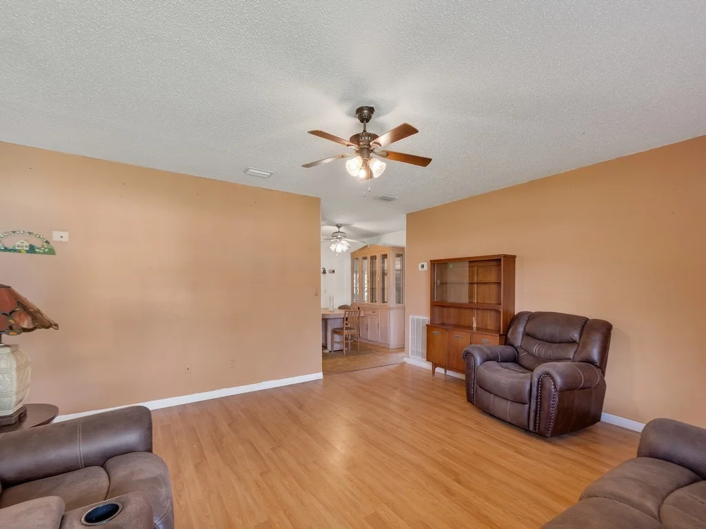 Photo of 418 Maple Street