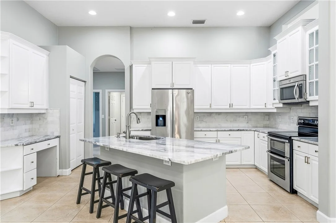 Photo of 6220 Paddington Place