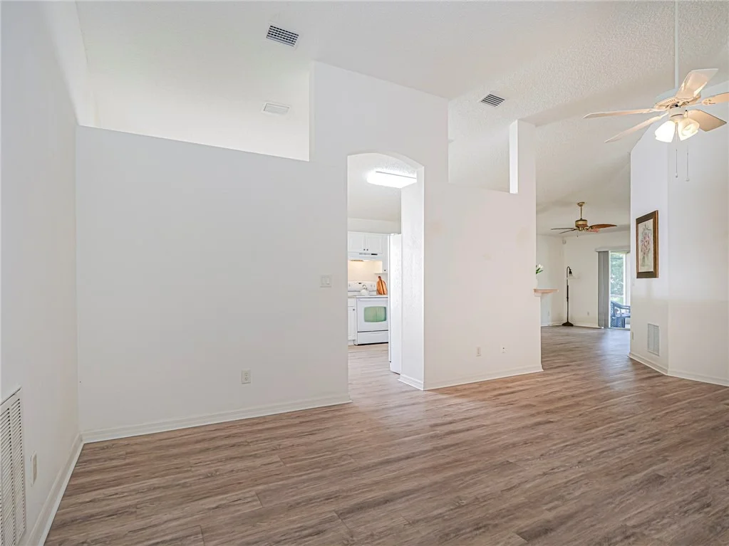 Photo of 1143 N 13th Square