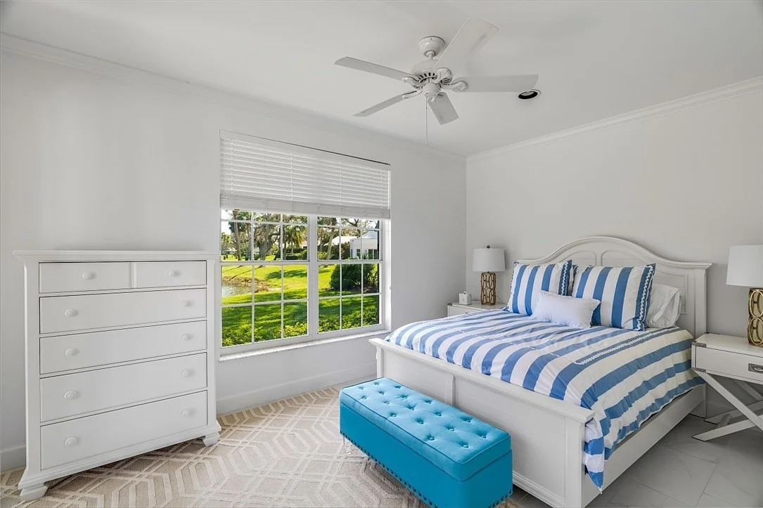 Photo of 190 Oleander Way