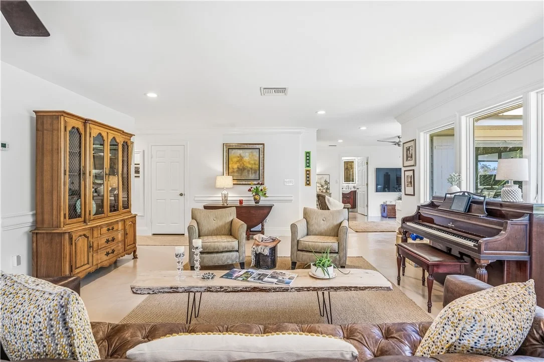 Photo of 727 Shore Drive