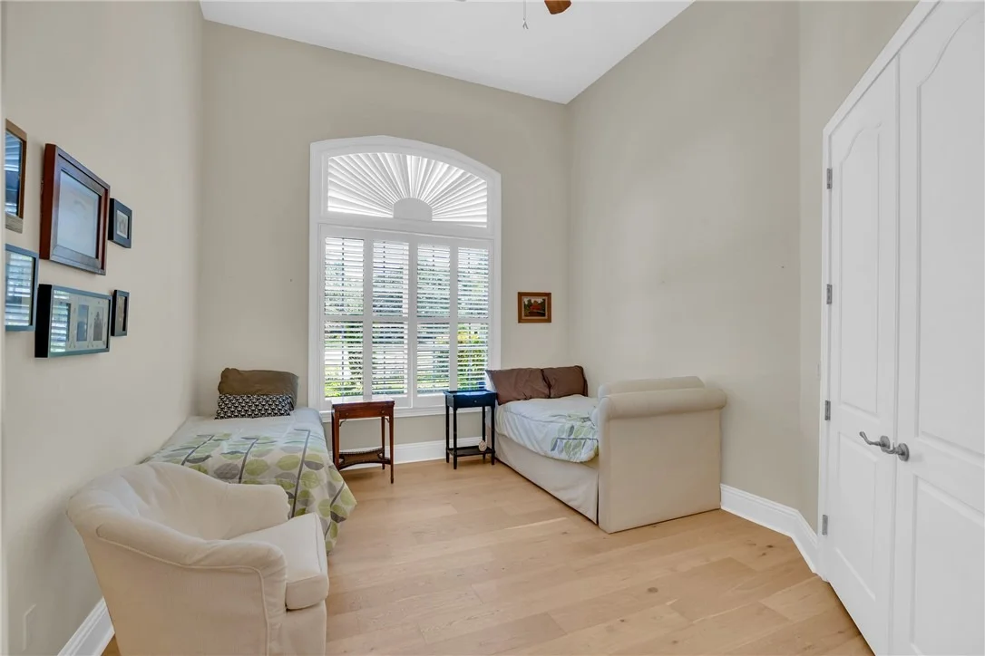Photo of 4855 13th Lane