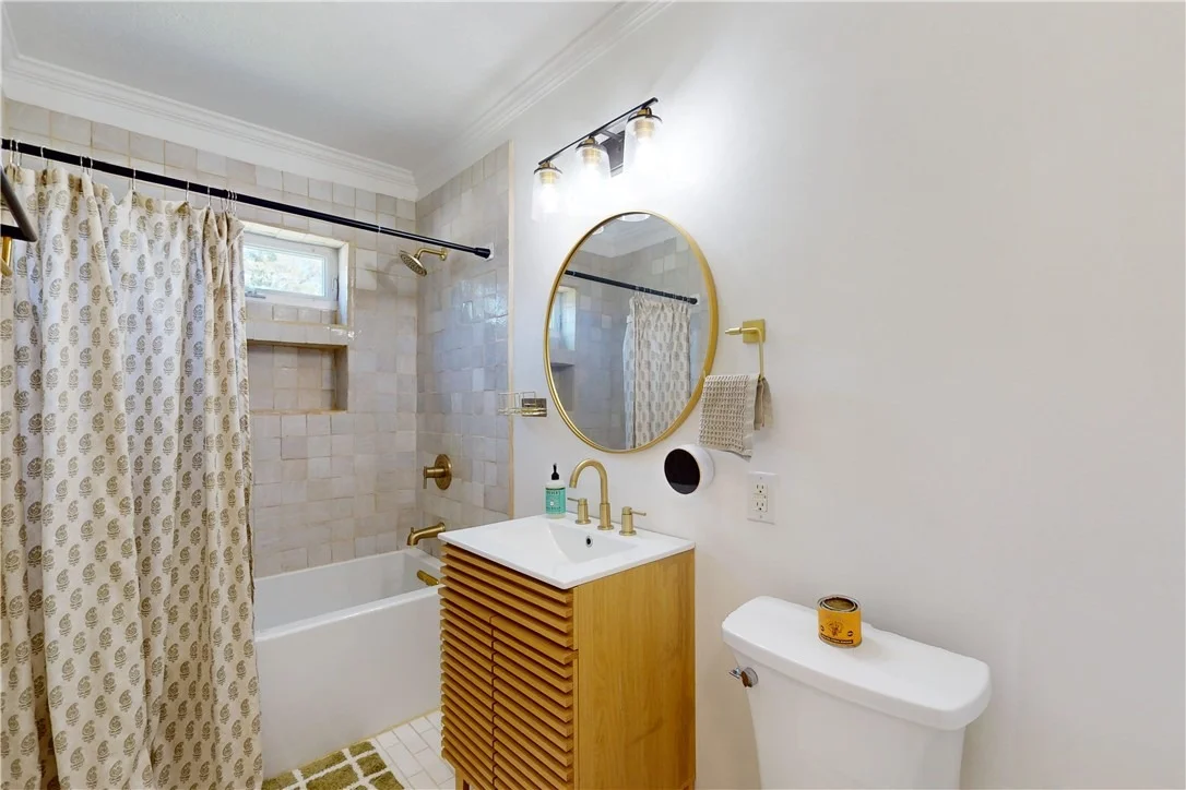 Photo of 1505 25th Avenue