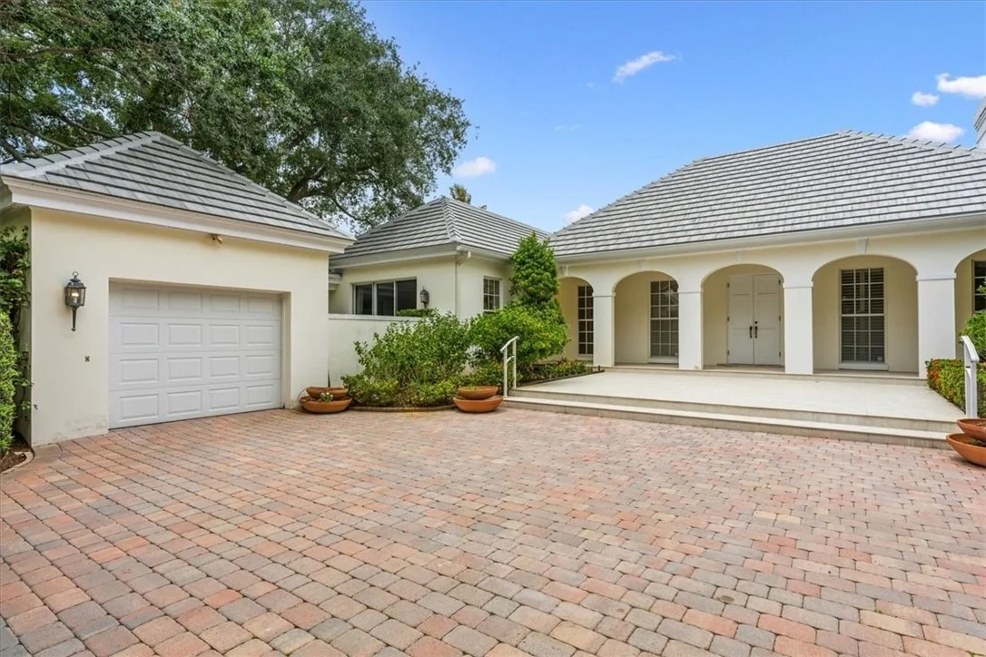 Photo of 331 Shores Drive