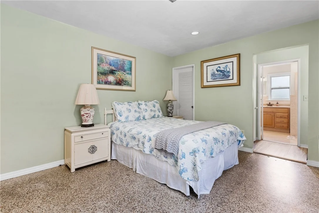 Photo of 560 Acacia Road