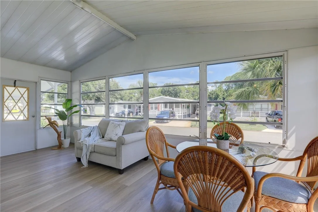 Photo of 229 Kiwi Drive
