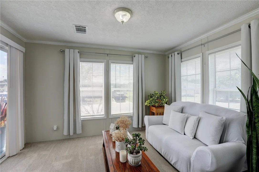 Photo of 926 Oriole Circle