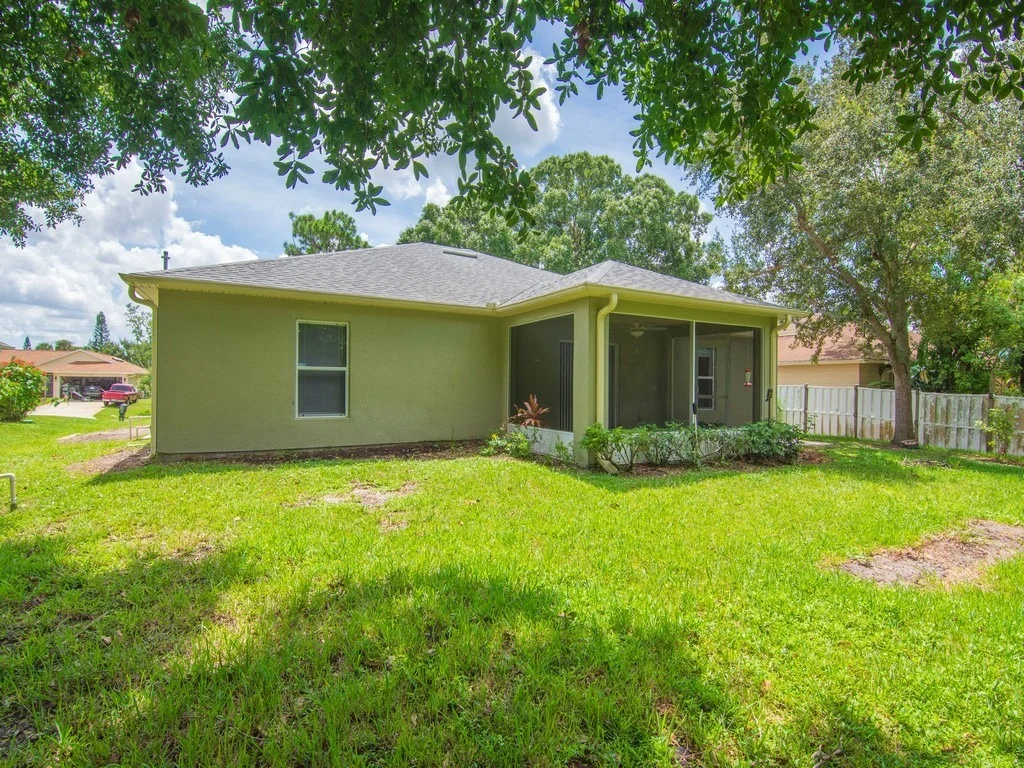 Photo of 557 Browning Terrace