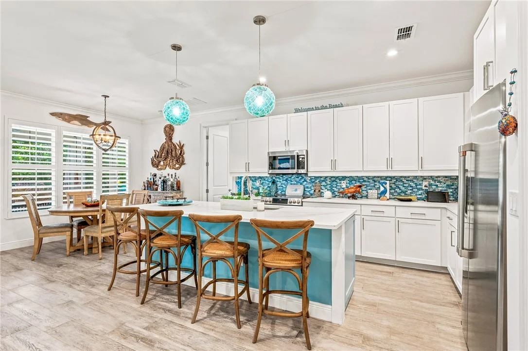 Photo of 3929 Shoreside Drive