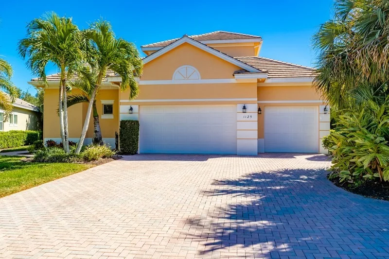 Photo of 1125 River Wind Circle