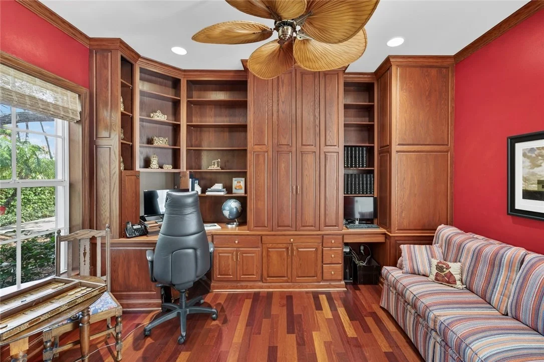 Photo of 545 White Pelican Circle