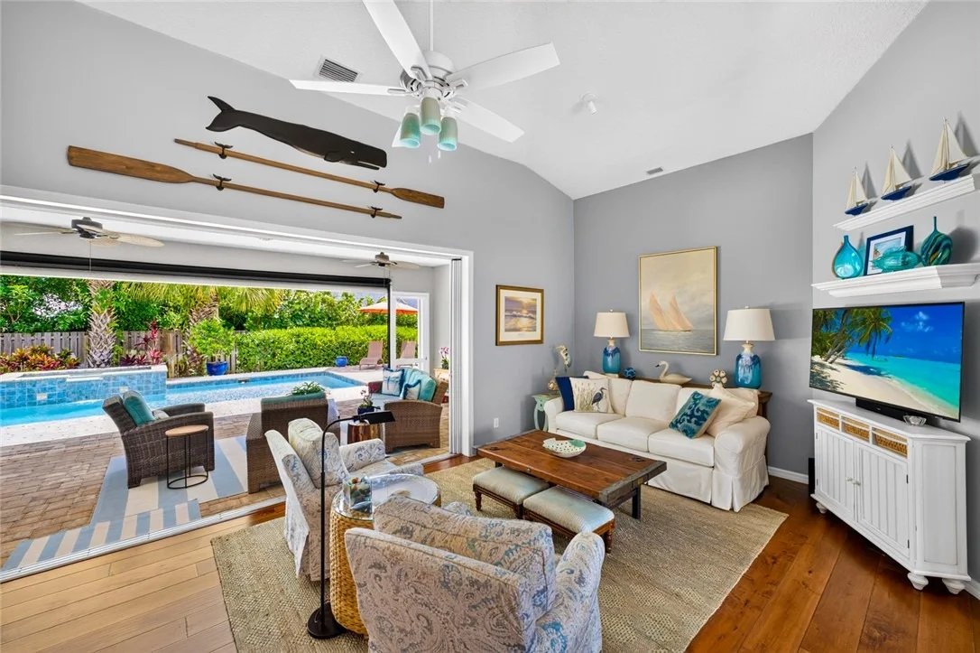 Photo of 916 Pebble Lane