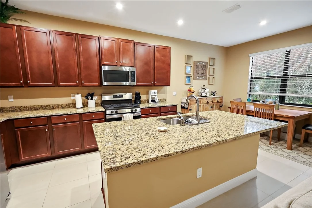 Photo of 1649 Willows Square