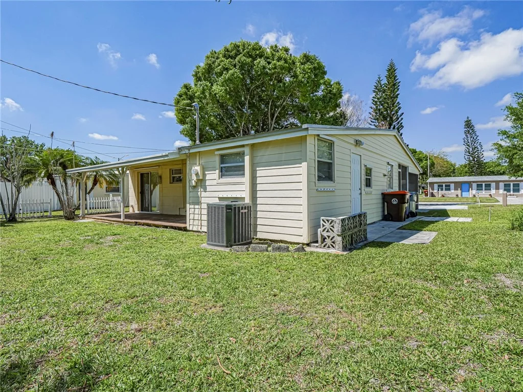 Photo of 1620 5th Avenue