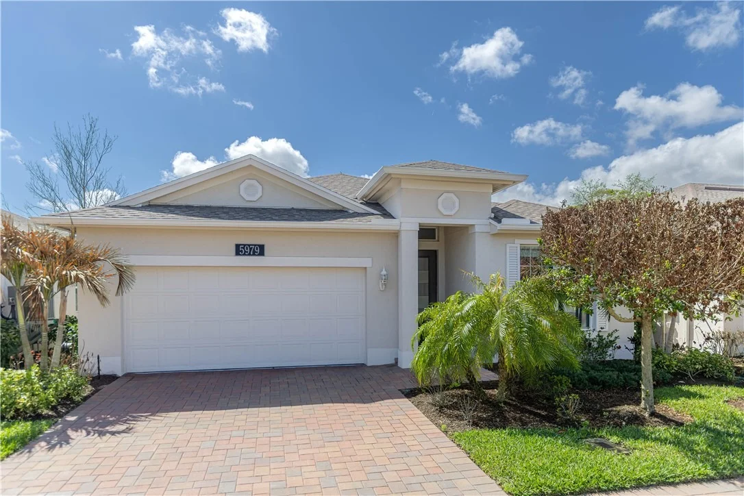 Photo of 5979 Bella Rosa Lane