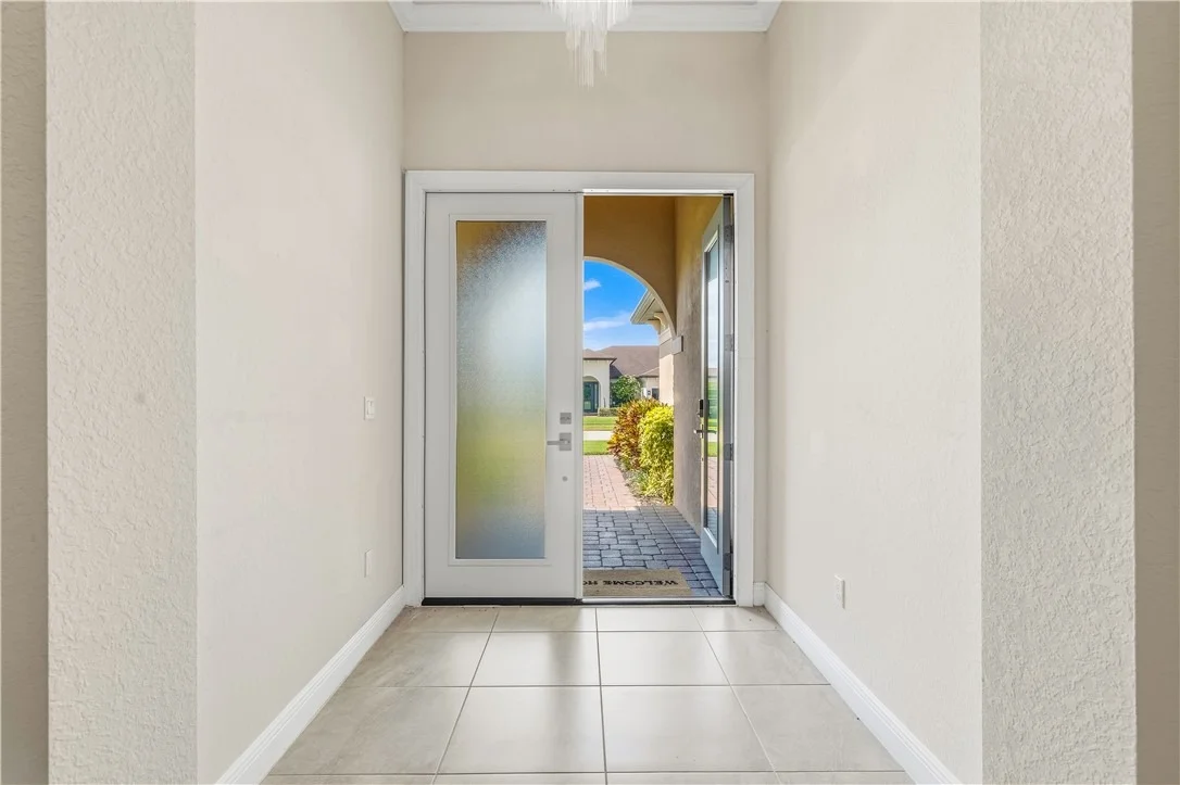 Photo of 6379 Arcadia Square