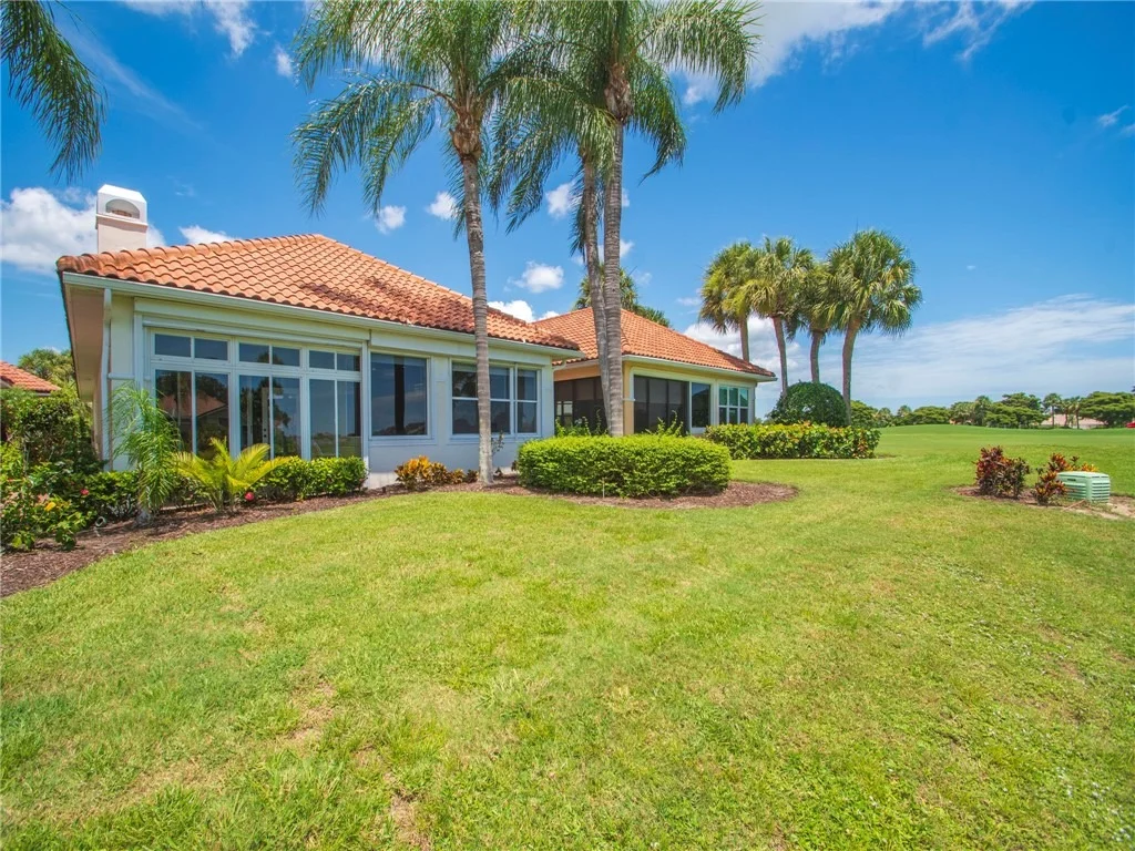 Photo of 1733 Victoria Circle